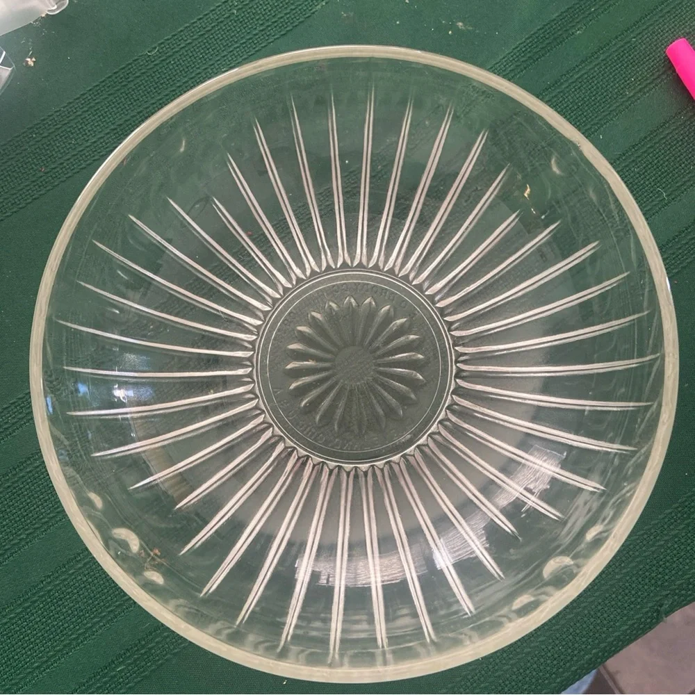 Vintage clear glass bowl